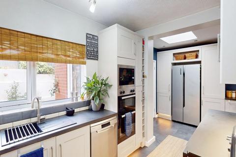 3 bedroom detached house for sale, Hindley Road, Westhoughton, BL5