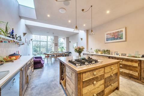 undefined, Bedford Road, London, N2