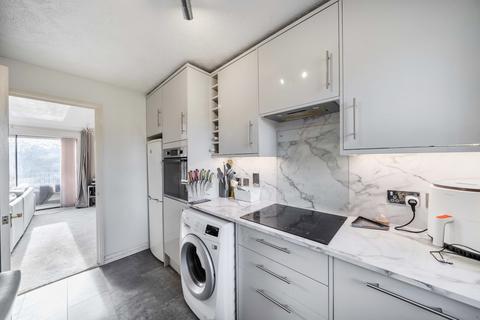2 bedroom apartment for sale, Salters Close, Rickmansworth, Hertfordshire