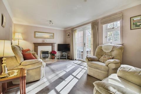 2 bedroom retirement property for sale, Perrywood, Welwyn Garden City