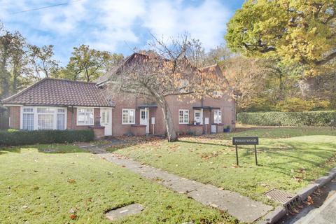 2 bedroom retirement property for sale, Perrywood, Welwyn Garden City