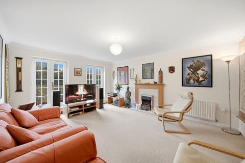 4 bedroom terraced house for sale, The Coppice, Lindley, HD3