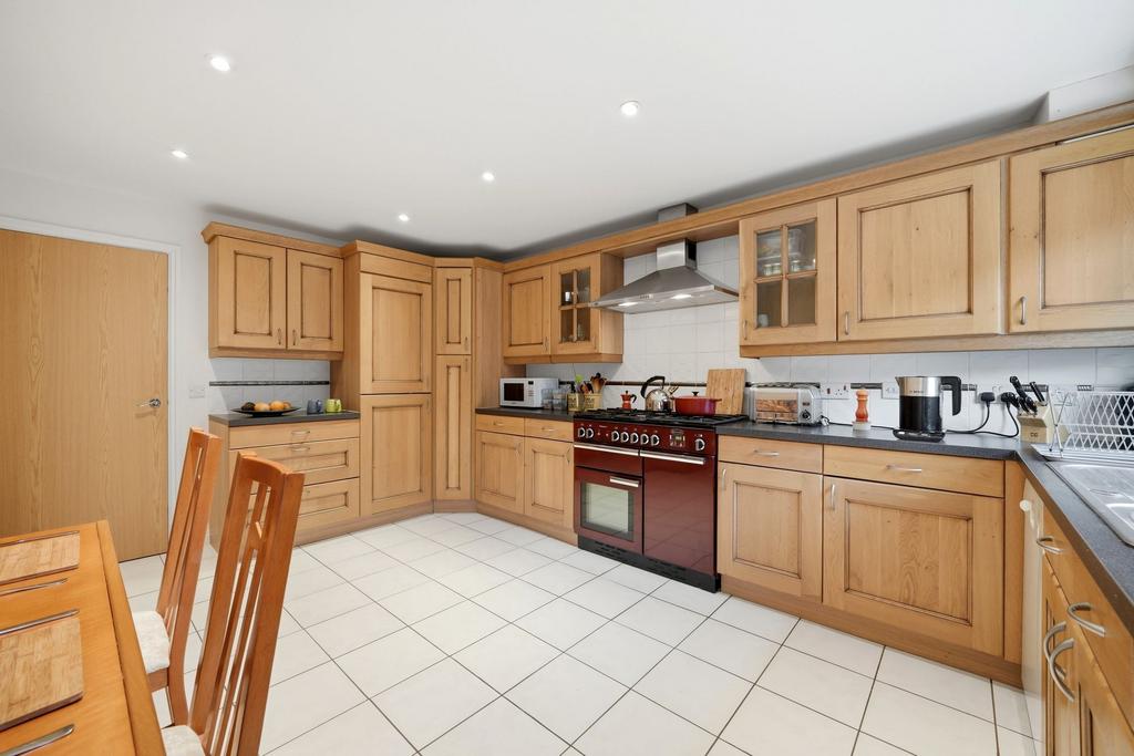 Dining kitchen