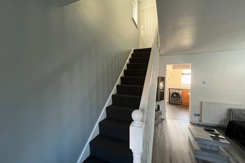 2 bedroom terraced house to rent, Wivelden Avenue, STOURPORT-ON-SEVERN