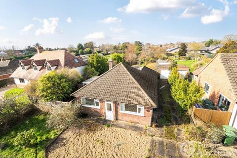 3 bedroom bungalow for sale, Gunton St. Peters Avenue, Lowestoft