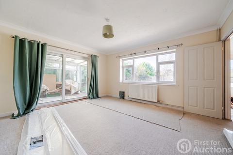 3 bedroom bungalow for sale, Gunton St. Peters Avenue, Lowestoft