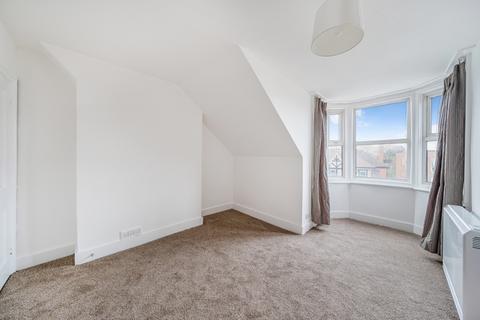 2 bedroom flat to rent, Seymour Road, London, N3