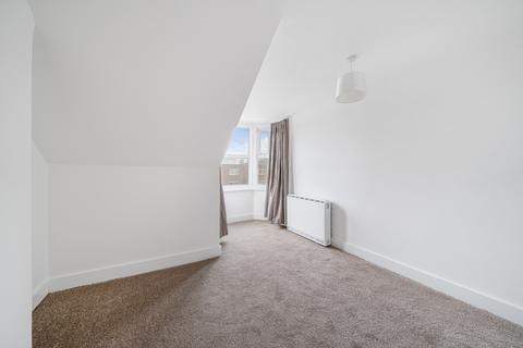 2 bedroom flat to rent, Seymour Road, London, N3
