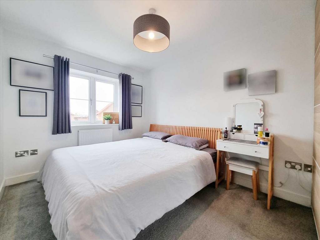Bedroom 1: