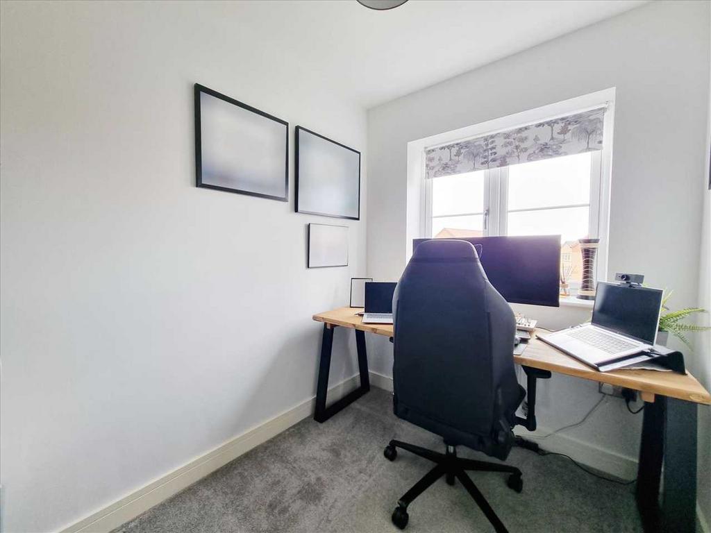 Bedroom 3: