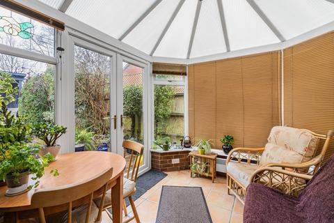 2 bedroom bungalow for sale, Sandown Close, Alton, Hampshire