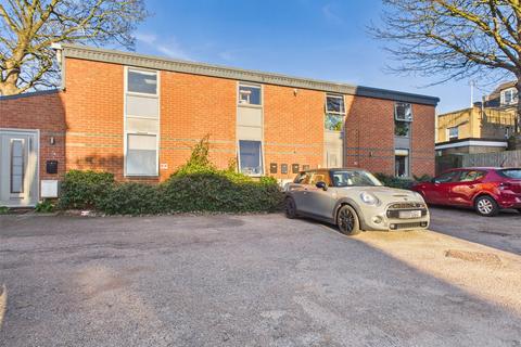 undefined, Oak Lane, Twickenham