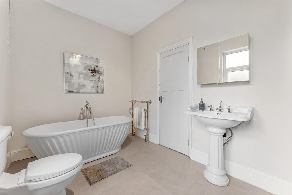 Family bathroom