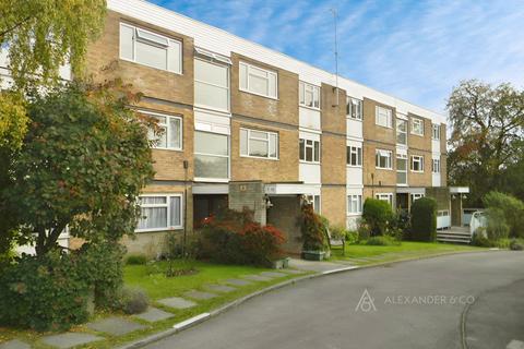 undefined, Bay Court, Doctors Commons Road, Berkhamsted, HP4