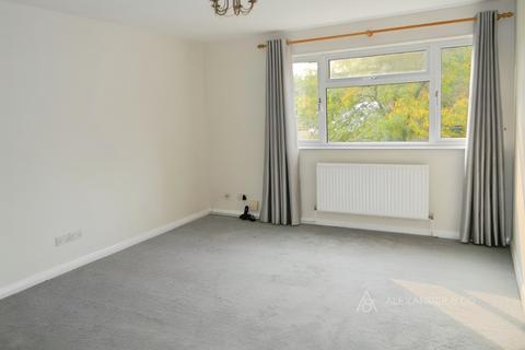 undefined, Bay Court, Doctors Commons Road, Berkhamsted, HP4