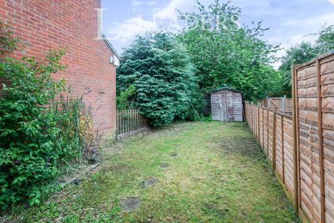 undefined, Small Crescent, Buckingham, Buckinghamshire, MK18