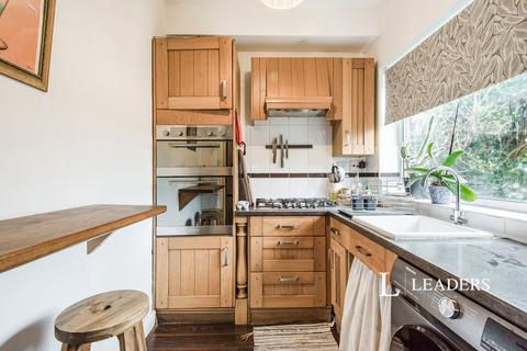 2 bedroom house to rent, Queen Street, Hitchin, Hertfordshire, SG4