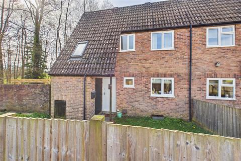 3 bedroom end of terrace house for sale, Lister Avenue, West Sussex RH19