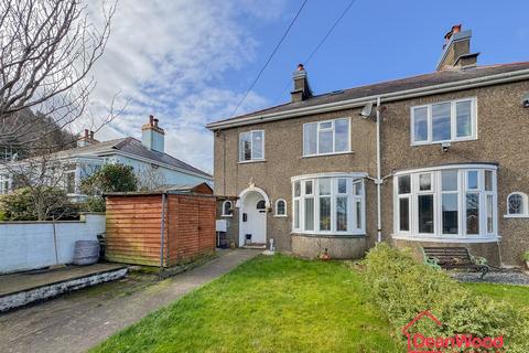 3 bedroom property for sale, Hill View, Crescent Road, Ramsey