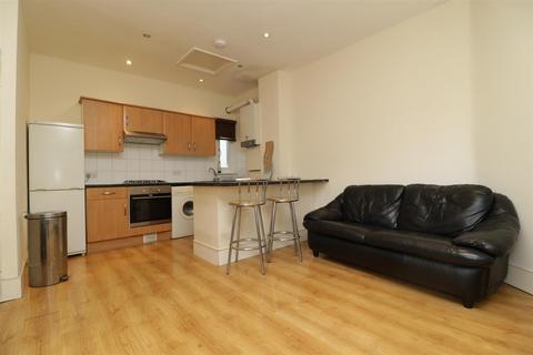 2 bedroom apartment to rent, Mount Road, Hendon, London