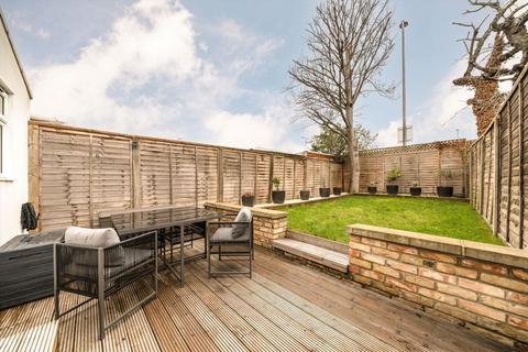 undefined, Finborough Road, London SW17
