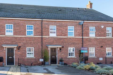 3 bedroom terraced house for sale, Constable Close, Beverley, East Yorkshire , HU17 0FR