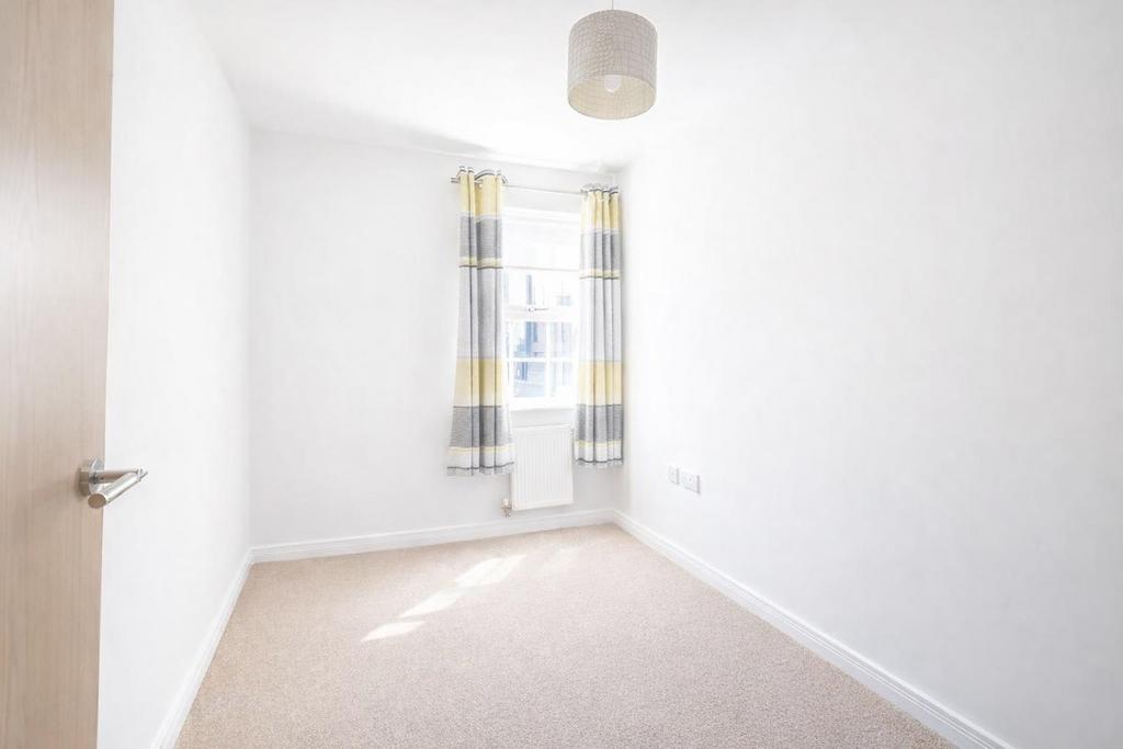 Bedroom 3.jpg