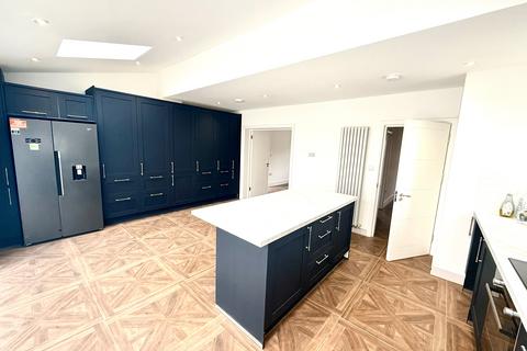 undefined, Saxville Road, Orpington, BR5