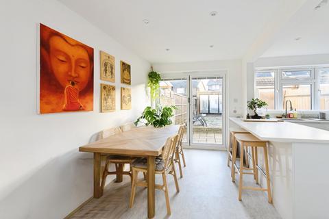 undefined, Chudleigh Gardens, Sutton, SM1