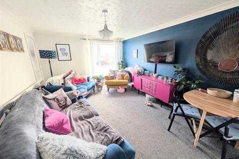 undefined, Grove Street, New Balderton, Newark