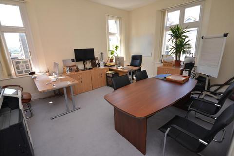 Property for sale, Warren Street, Tenby