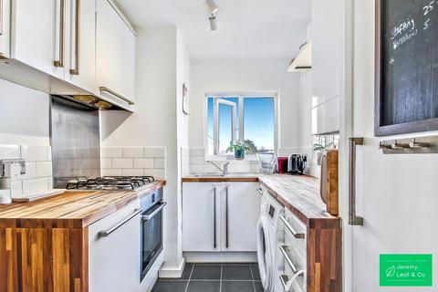 2 bedroom apartment for sale, Church Lane, London