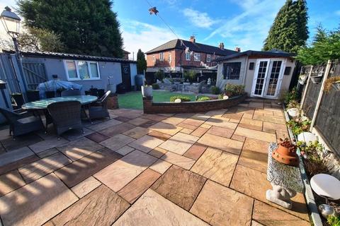 3 bedroom semi-detached house for sale, South Crescent, Clayton