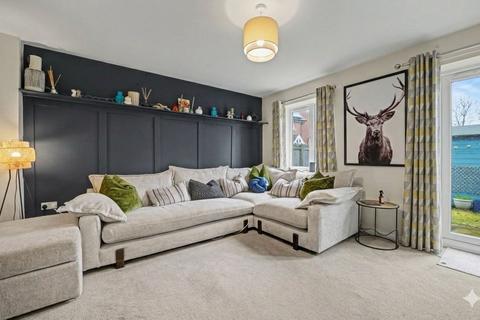 2 bedroom end of terrace house for sale, Wicket Close, Loughborough LE11