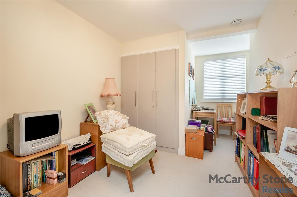 8679068-interior12.jpg