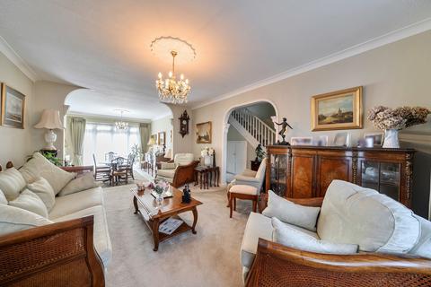 3 bedroom detached house for sale, Gateway Close, Northwood