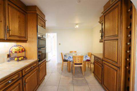 4 bedroom house for sale, Longuville Road, St Saviour JE2