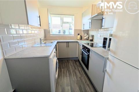 1 bedroom flat for sale, Romford Court, Fairlop Close, Clacton-on-Sea