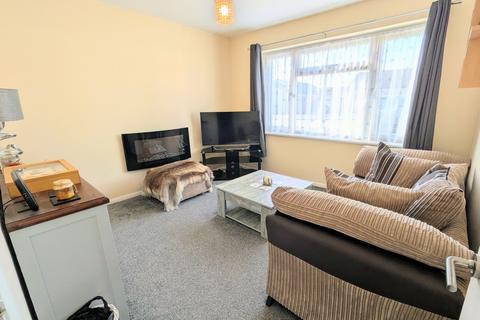 1 bedroom flat for sale, Romford Court, Fairlop Close, Clacton-on-Sea