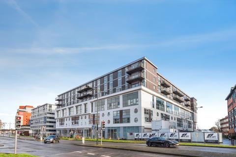1 bedroom flat for sale, Beckhampton Street, Swindon, Wiltshire, SN1