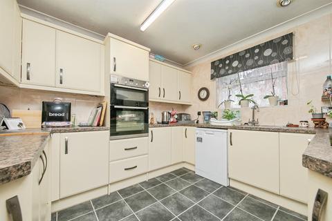 4 bedroom detached bungalow for sale, Churnwood Close, Colchester