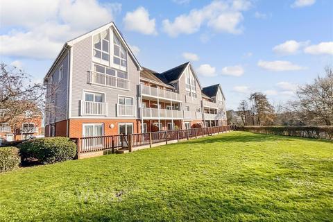 undefined, The Lakes, Larkfield, Kent