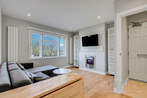2 bedroom flat to rent, London, NW10