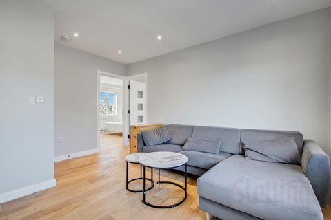 2 bedroom flat to rent, London, NW10