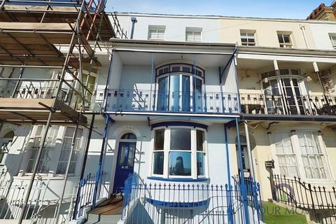 Kent Terrace, Kent CT11