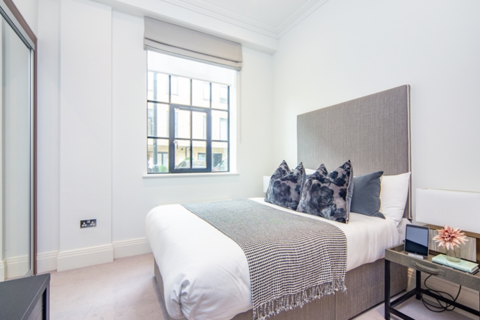 1 bedroom house to rent, Rainville Road, London W6