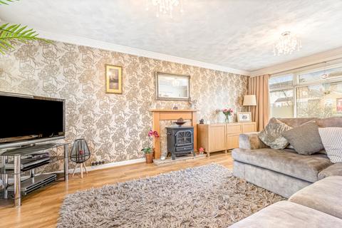 3 bedroom end of terrace house for sale, Gloucester Crescent, Wigston LE18