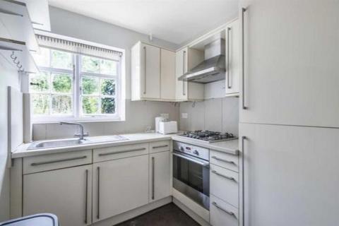 1 bedroom maisonette to rent, Neale Close, Hampstead Garden Suburb, N2
