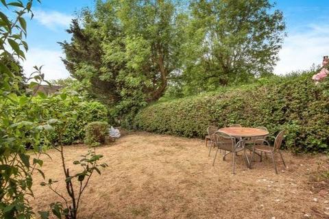 1 bedroom maisonette to rent, Neale Close, Hampstead Garden Suburb, N2