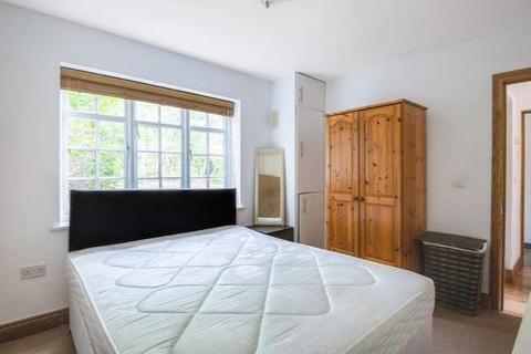 1 bedroom maisonette to rent, Neale Close, Hampstead Garden Suburb, N2